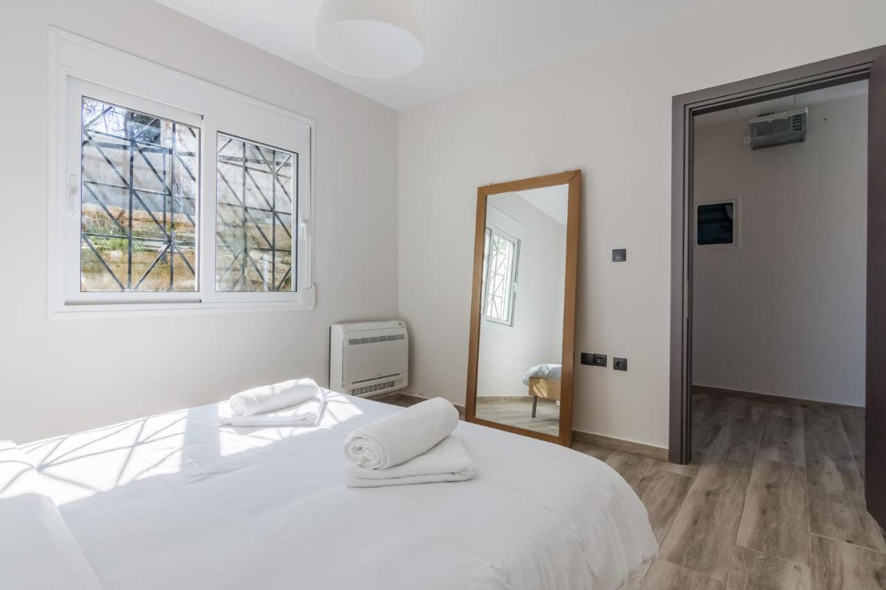 Acropolis View Apartment For 4 People Афины Экстерьер фото