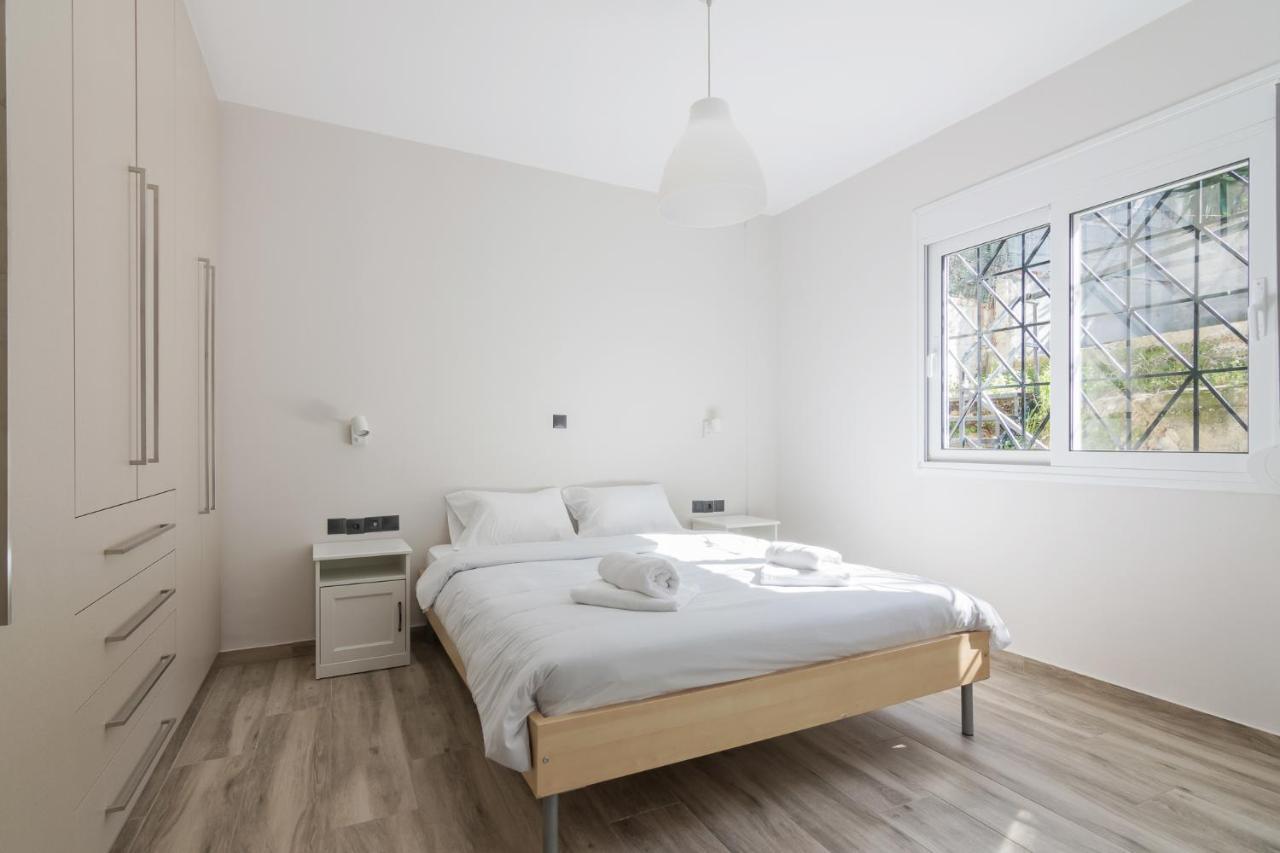 Acropolis View Apartment For 4 People Афины Экстерьер фото